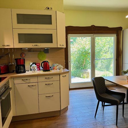 Ferienwohnung Gnubbel Am Wald Вайсвасер Екстериор снимка