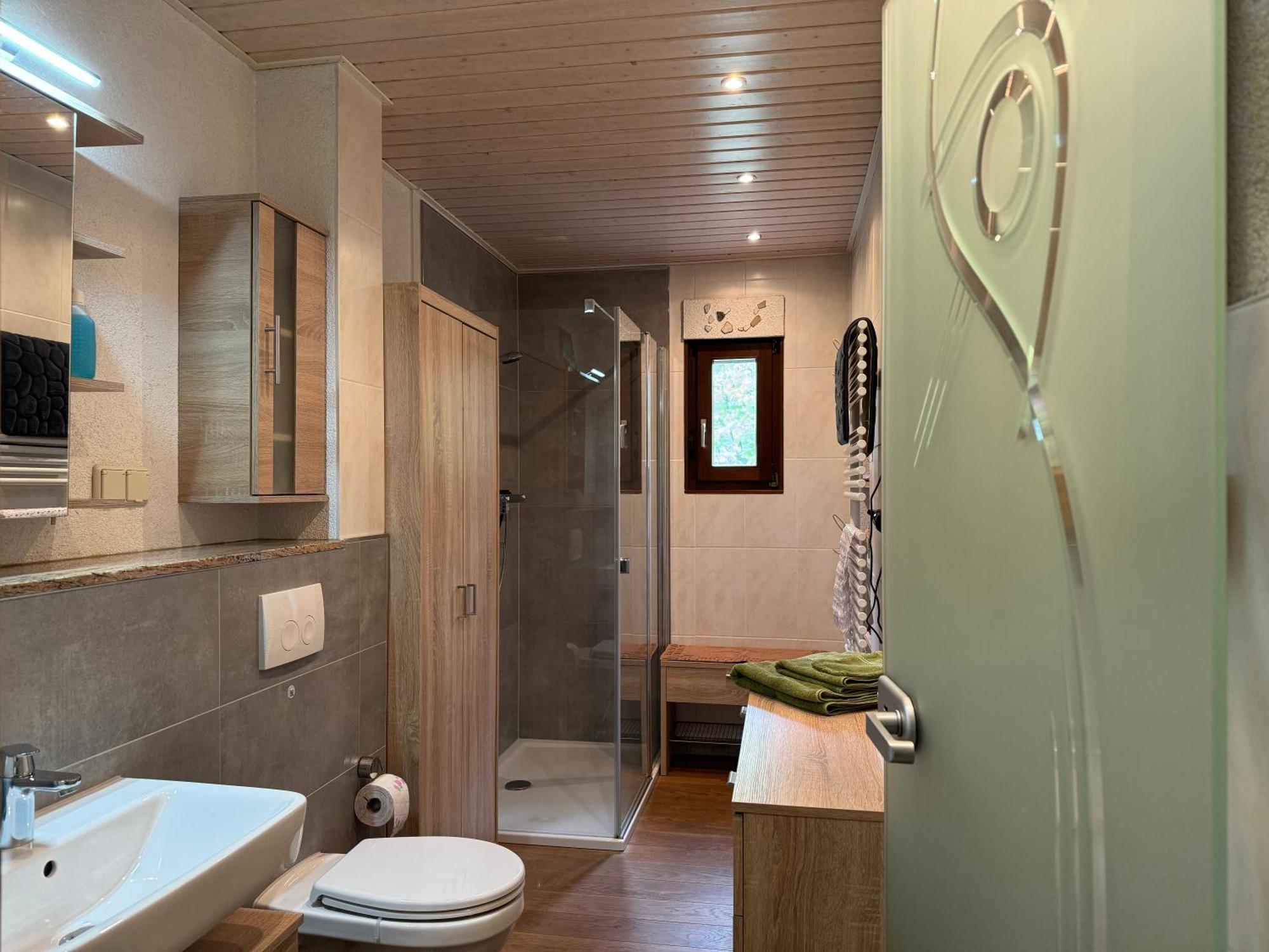 Ferienwohnung Gnubbel Am Wald Вайсвасер Екстериор снимка
